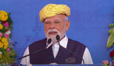 PM Modi inaugurates development projects in Gujarat, stresses importance of 'Aatmanirbhar Bharat'
