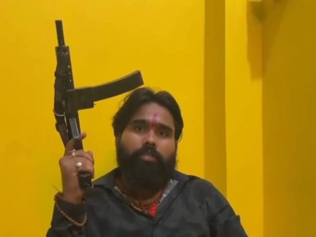 झारखंड चतरा में पुलिस मुठभेड़ में कुख्यात अपराधी ‘टाइगर ग्रुप’ सरगना उत्तम यादव ढेर झारखंड चतरा में पुलिस मुठभेड़ में कुख्यात अपराधी ‘टाइगर ग्रुप’ सरगना उत्तम यादव ढेर