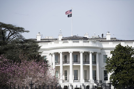 Leading immigration lawyer calls White House H-1B clarification a 'walk back' (IANS Exclusive) Leading immigration lawyer calls White House H-1B clarification a 'walk back' (IANS Exclusive)