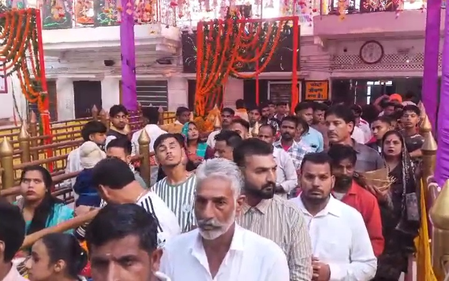 शारदीय नवरात्रि: हिमाचल के नैना देवी में उमड़े भक्त, भक्तिमय हुआ माहौल
