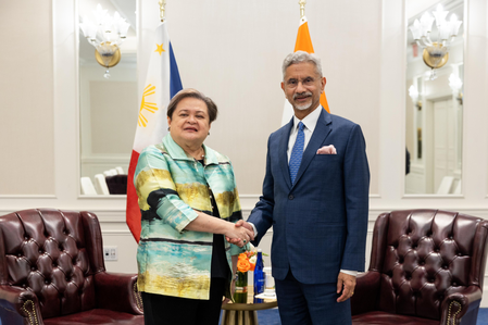 EAM Jaishankar meets Philippines Foreign Secretary in US, discusses bilateral ties EAM Jaishankar meets Philippines Foreign Secretary in US, discusses bilateral ties