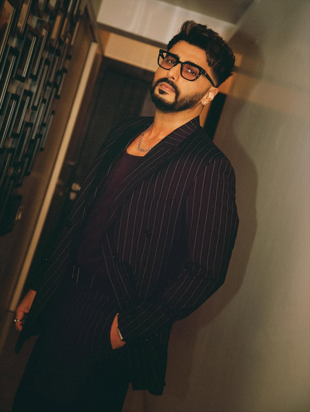 Arjun Kapoor congratulates sister Janhvi for Homebound: 'U aren't here just to play to the gallery'