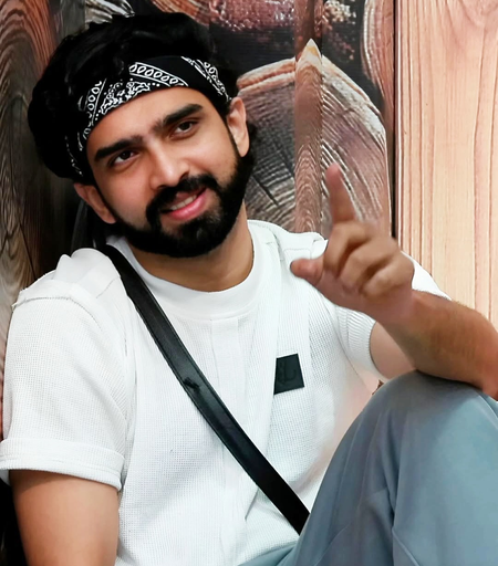BB 19: Amaal Mallik makes shocking statement, says he will have to “wash hands” after he touches Pranit More