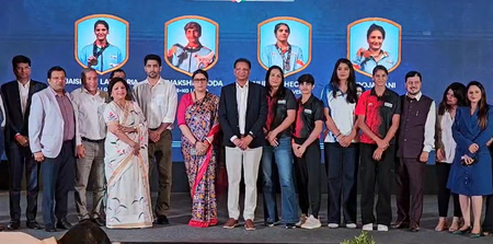 सफलता का जश्न देख खुशी होती है, स्मृति ईरानी से सम्मानित होकर बोलीं महिला मुक्केबाज