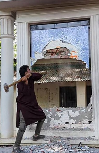 Terror boost in Dhaka: HUJI revival, ISI meetings and Jamaat’s support worry India Terror boost in Dhaka: HUJI revival, ISI meetings and Jamaat’s support worry India