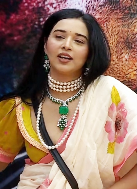 <div>BB 19: Tanya Mittal feels betrayed by good friend Mridul Tiwari after he gossips about her 