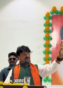 MP Minister’s remarks on Rahul Gandhi, Priyanka spark political storm; Cong slams ‘dirty mindset’