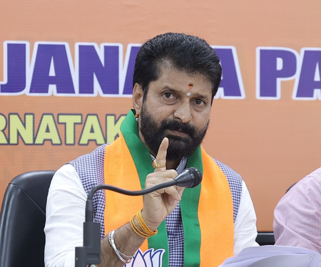 Caste census: K'taka CM threatening enumerators, claims BJP leader C.T. Ravi
