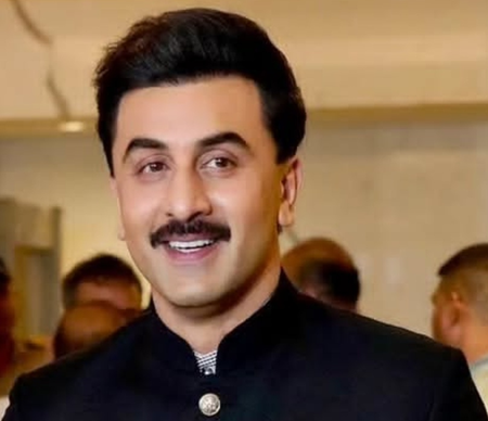 Ranbir Kapoor opens up on turning 43 and his growing grey hairs