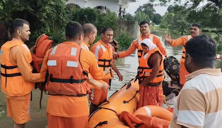 महाराष्ट्र : एनडीआरएफ ने जालना और अहिल्यानगर जिले में चलाया सफल बाढ़ बचाव अभियान