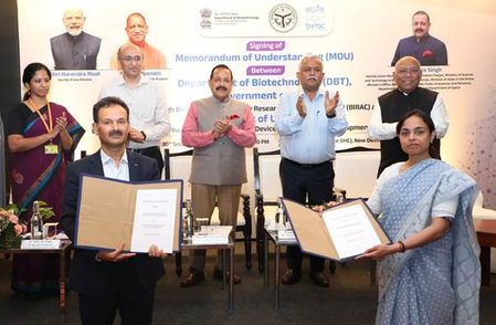 Indian pharma exports expected to cross bn this year, rise sharply by 2030: Minister