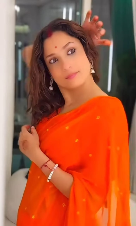 <div>Ankita Lokhande shares that shringar feels like 'a festival within' for her</div>