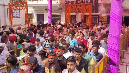 मां नैना देवी के दरबार में उमड़ा आस्था का सैलाब, नवरात्रि में पहुंचे तीन लाख से ज्यादा श्रद्धालु मां नैना देवी के दरबार में उमड़ा आस्था का सैलाब, नवरात्रि में पहुंचे तीन लाख से ज्यादा श्रद्धालु