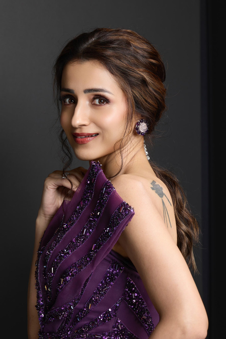<div>Bomb threat to actress Trisha's residence turns out to be a hoax</div>