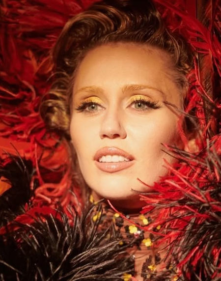 <div>Miley Cyrus is sure she was 'first person to ever be cancelled'</div>