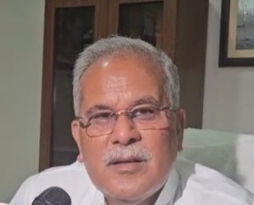 विपक्षी नेताओं को दबाने के लिए तानाशाही रवैया अपना रही सरकार भूपेश बघेल विपक्षी नेताओं को दबाने के लिए तानाशाही रवैया अपना रही सरकार भूपेश बघेल
