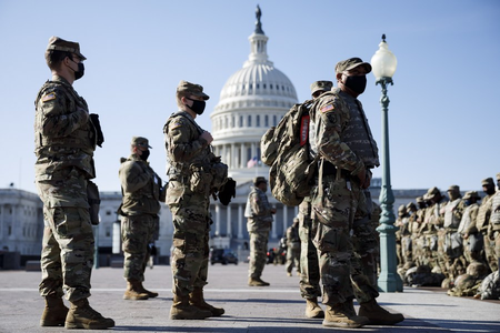 Trump administration to send 300 National Guardsmen to Chicago despite objection