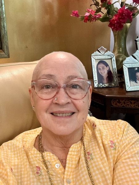 Nafisa Ali shares selfie with no hair: Positive power
