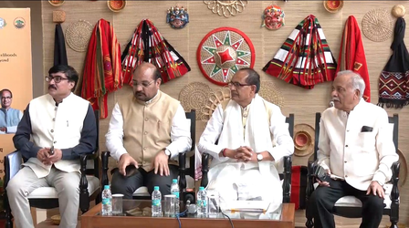 दिल्ली में 'वीविंग इंडिया टुगेदर' कॉन्क्लेव का आयोजन, कलाकारों ने पीएम मोदी को दिया धन्यवाद