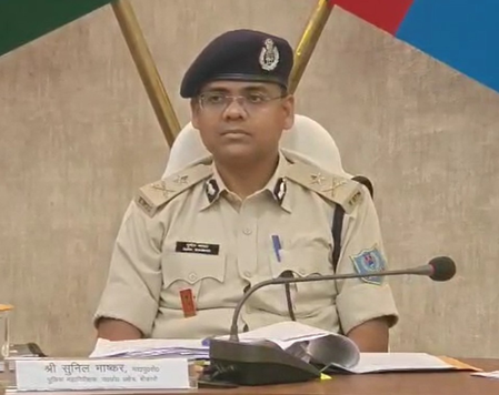 बोकारो आईजी ने 8 जिलों के एसपी के साथ की बैठक, अपराध पर शिकंजा कसने के निर्देश बोकारो आईजी ने 8 जिलों के एसपी के साथ की बैठक, अपराध पर शिकंजा कसने के निर्देश