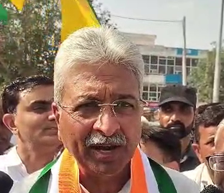 रेवाड़ी कांग्रेस प्रदेशाध्यक्ष राव नरेंद्र सिंह ने लिया बाजरा खरीद व्यवस्था का जायजा, सरकार पर साधा निशाना रेवाड़ी कांग्रेस प्रदेशाध्यक्ष राव नरेंद्र सिंह ने लिया बाजरा खरीद व्यवस्था का जायजा, सरकार पर साधा निशाना