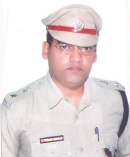 हरियाणा आईपीएस सुसाइड केस में चंडीगढ़ पुलिस ने दर्ज की एफआईआर, परिवार ने की गिरफ्तारी की मांग हरियाणा आईपीएस सुसाइड केस में चंडीगढ़ पुलिस ने दर्ज की एफआईआर, परिवार ने की गिरफ्तारी की मांग