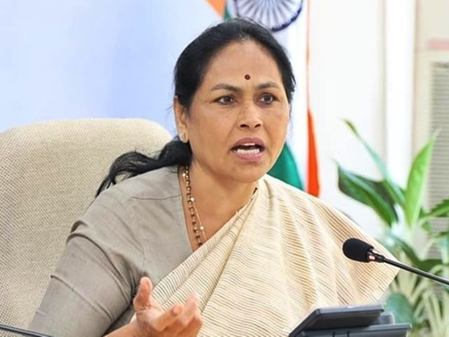 नौकरीपेशा महिलाओं को पीरियड लीव देने के फैसले के अमल पर सवालिया निशान शोभा करंदलाजे नौकरीपेशा महिलाओं को पीरियड लीव देने के फैसले के अमल पर सवालिया निशान शोभा करंदलाजे