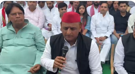 मुलायम की पुण्यतिथि पर बोले अखिलेश, हम पीडीए के सम्मान और गरिमा के लिए लड़ेंगे मुलायम की पुण्यतिथि पर बोले अखिलेश, हम पीडीए के सम्मान और गरिमा के लिए लड़ेंगे