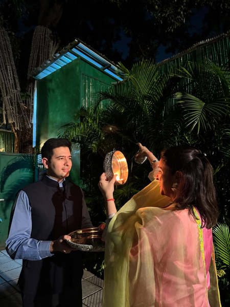 Mommy-to-be Parineeti Chopra observes Karwa Chauth fast for husband Raghav Chadha Mommy-to-be Parineeti Chopra observes Karwa Chauth fast for husband Raghav Chadha