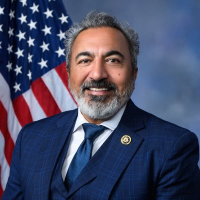 US lawmaker calls for diplomacy as Trump threatens additional tariffs on China