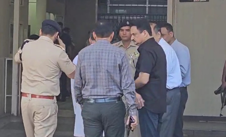 चंडीगढ़ पीजीआई में लाया गया आईएएस वाई पुरन कुमार का शव