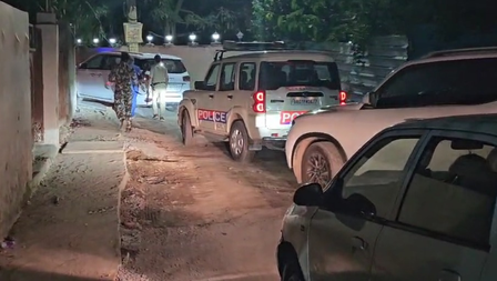 पटना: जगदानंद सिंह से मिले तेजस्वी यादव, 40 मिनट तक बंद कमरे में हुई बातचीत