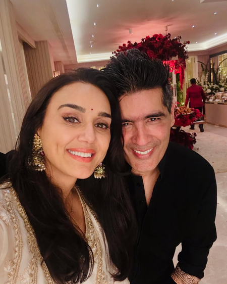 Preity Zinta calls catching up with Manish Malhotra & others at the Diwali party 'awesome' Preity Zinta calls catching up with Manish Malhotra & others at the Diwali party 'awesome'
