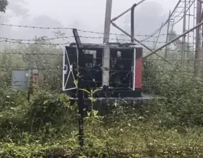 पश्चिमी सिंहभूम में नक्सलियों ने मोबाइल टावर फूंका, तीन दिनों में ऐसी दूसरी वारदात पश्चिमी सिंहभूम में नक्सलियों ने मोबाइल टावर फूंका, तीन दिनों में ऐसी दूसरी वारदात