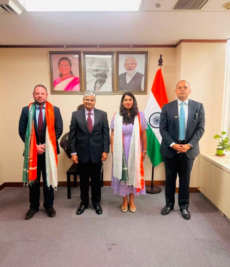 Indian envoy felicitates educator as Hindi teaching takes root in China's Shanghai Indian envoy felicitates educator as Hindi teaching takes root in China's Shanghai