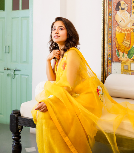 Shweta Tripathi on ‘Mirzapur’ movie: Night shoots are happening Shweta Tripathi on ‘Mirzapur’ movie: Night shoots are happening