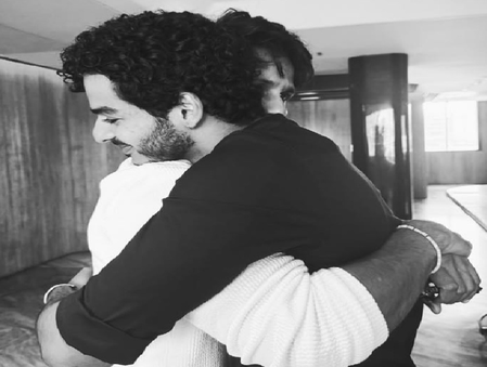 छोटे भाई ईशान खट्टर की फिल्म होमबाउंड को मिली लोकप्रियता पर खुश हुए शाहिद कपूर छोटे भाई ईशान खट्टर की फिल्म होमबाउंड को मिली लोकप्रियता पर खुश हुए शाहिद कपूर