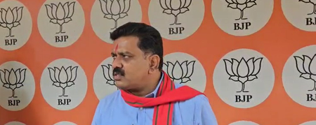 61 नक्सलियों का आत्मसमर्पण मील का पत्थर विजय शर्मा 61 नक्सलियों का आत्मसमर्पण मील का पत्थर विजय शर्मा