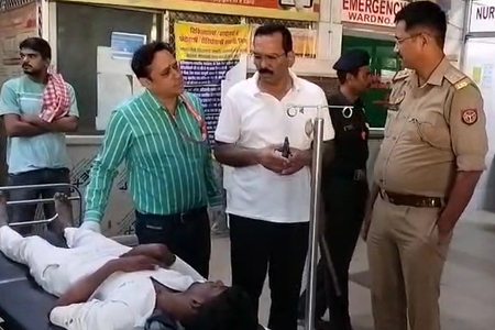 सुल्तानपुर: लाइसेंसी पटाखा व्यवसाई के घर विस्फोट, आधा दर्जन से अधिक घायल