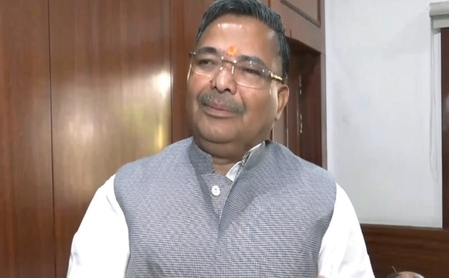 हर चुनावी सूबे में सीएम योगी की मांग है मंत्री जयवीर सिंह हर चुनावी सूबे में सीएम योगी की मांग है मंत्री जयवीर सिंह