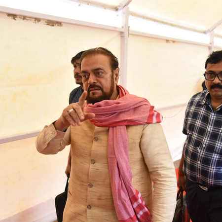 आधार सेवा केंद्रों की अव्यवस्था पर अबू आजमी ने जताई नाराजगी, मुख्यमंत्री फडणवीस को लिखा पत्र आधार सेवा केंद्रों की अव्यवस्था पर अबू आजमी ने जताई नाराजगी, मुख्यमंत्री फडणवीस को लिखा पत्र