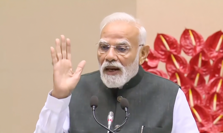 धनतेरस पर प्रधानमंत्री मोदी समेत कई नेताओं ने दी शुभकामनाएं, स्वदेशी खरीदारी को बढ़ावा देने का आह्वान