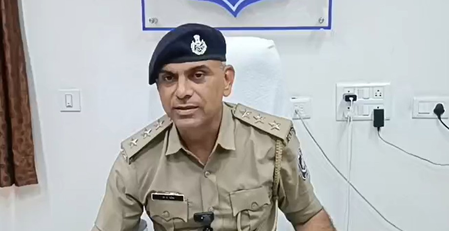 साबरकांठा मोयद गांव में दो गुटों के बीच झड़प, 10 से अधिक लोग घायल साबरकांठा मोयद गांव में दो गुटों के बीच झड़प, 10 से अधिक लोग घायल