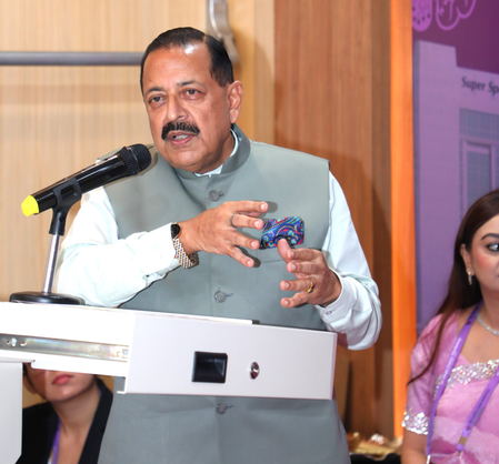 केंद्रीय मंत्री जितेंद्र सिंह ने राष्ट्रपति द्रौपदी मुर्मू से की मुलाकात, दीपावली की दीं शुभकामनाएं केंद्रीय मंत्री जितेंद्र सिंह ने राष्ट्रपति द्रौपदी मुर्मू से की मुलाकात, दीपावली की दीं शुभकामनाएं