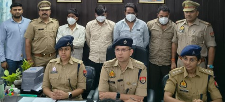 पुलिस ने ईसीएचएस कार्ड घोटाले का किया भंडाफोड़, चार गिरफ्तार