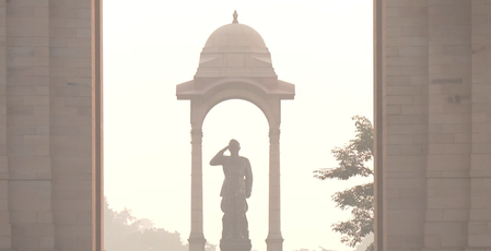 राजधानी दिल्ली की हवा हुई जहरीली, एक्यूआई 273 तक पहुंचा, कई इलाकों में अत्यधिक खराब स्थिति
