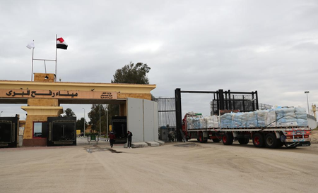 Hamas says Rafah closure to delay handover of Israeli hostage remains Hamas says Rafah closure to delay handover of Israeli hostage remains