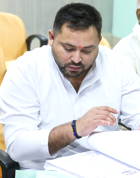 बिहार विधानसभा चुनाव महागठबंधन में अब भी सीटों को लेकर नहीं सुलझी गांठ, दोस्ताना संघर्ष की बढ़ी उम्मीद बिहार विधानसभा चुनाव महागठबंधन में अब भी सीटों को लेकर नहीं सुलझी गांठ, दोस्ताना संघर्ष की बढ़ी उम्मीद