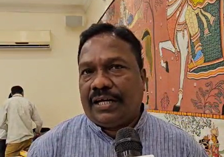 ओडिशा सरकार पंचायतों को सेवा और आत्मनिर्भरता का सच्चा केंद्र बनाने के लिए प्रतिबद्ध रबी नाइक ओडिशा सरकार पंचायतों को सेवा और आत्मनिर्भरता का सच्चा केंद्र बनाने के लिए प्रतिबद्ध रबी नाइक