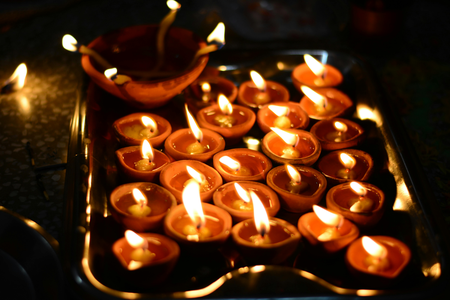 अमेरिका के इन शहरों में होती है दीपावली की छुट्टी, धूमधाम से मनाया जाता है रोशनी का त्योहार अमेरिका के इन शहरों में होती है दीपावली की छुट्टी, धूमधाम से मनाया जाता है रोशनी का त्योहार